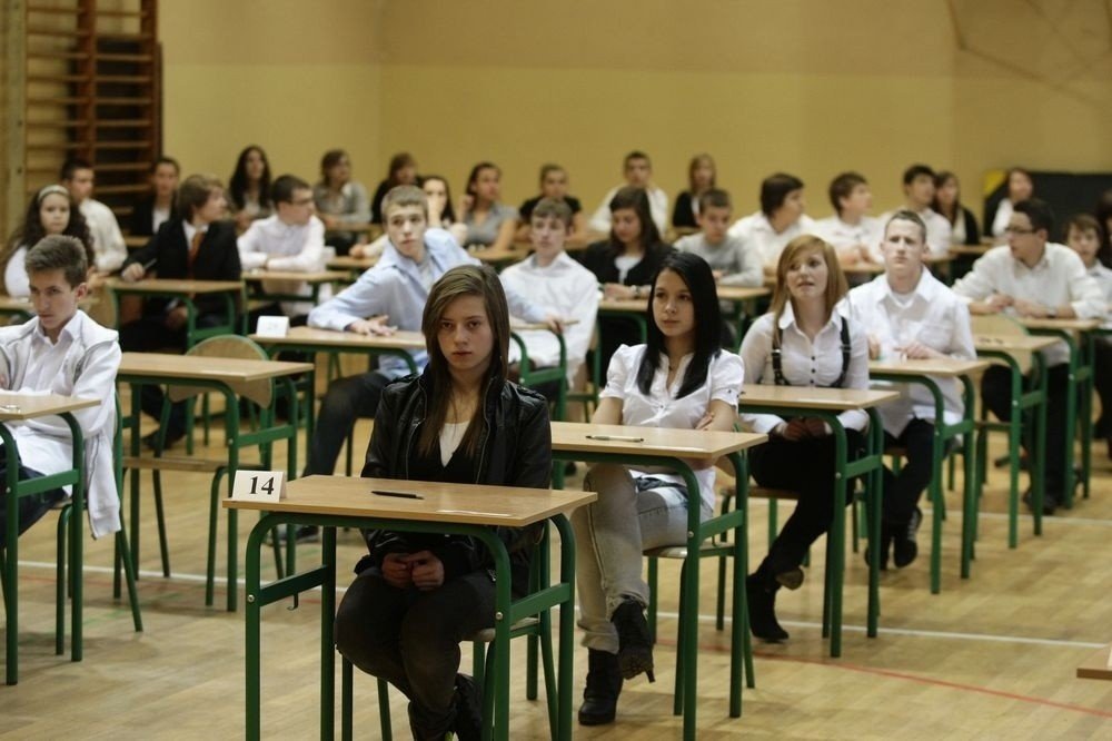 Próbny egzamin gimnazjalny 2012 [ARKUSZE I ODPOWIEDZI]. Test z j