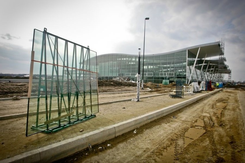 Wrocław: Nowe lotnisko już prawie gotowe (ZDJĘCIA, FILM)