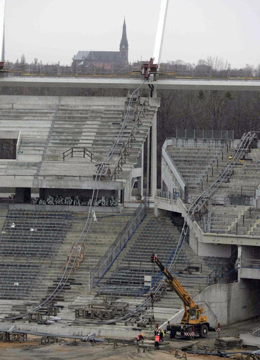 Jak się ma Stadion Śląski po awarii? Budują go dalej, a co! [ZDJĘCIA]