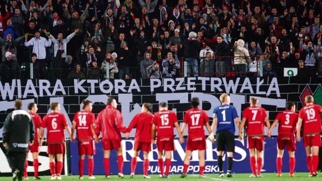 Podczas środowego meczu z Górnikiem Polkowice stadion będzie świecił pustkami