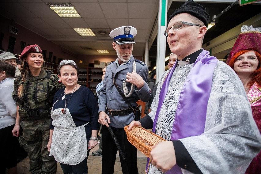 Pierwsze Ostatki na Bałuckim Rynku [ZDJĘCIA]