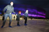 Wrocław: Ostatni weekend lodowiska przy stadionie. Później będzie za ciepło
