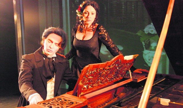 Krzysztof Zawadzki jako Chopin i Katarzyna Gniewkowska w roli George Sand