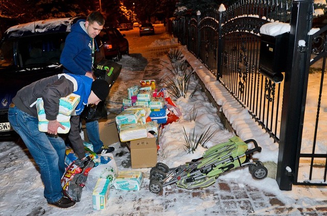 Kibice Motoru Lublin zebrali dary i pieniądze dla Domu Samotnej Matki