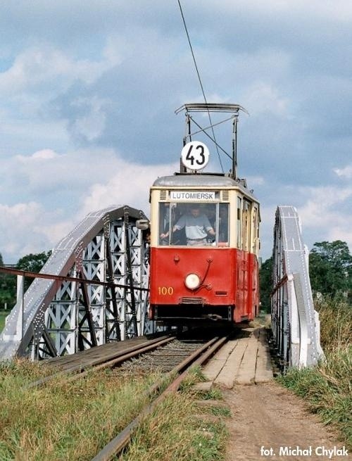 Wakacyjna turystyczna linia tramwajowa 43 jeździ do Lutomierska!