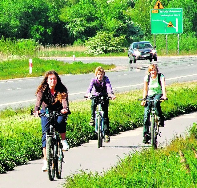 Ścieżka rowerowa wokół zatoki z roku na rok cieszy się coraz większą popularnością