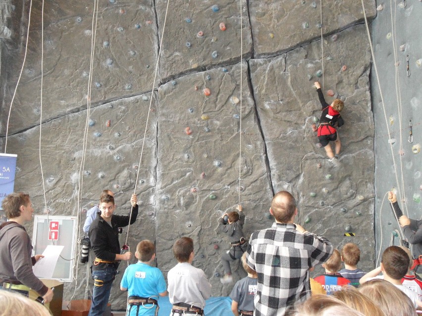 Bytom: Zobacz jak dzieci wspinają się na skały [ZDJĘCIA]