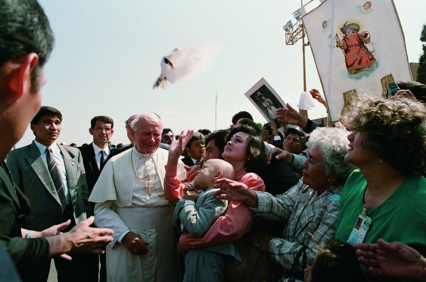 Jan Paweł II miał niezwykłą moc. Na tym zdjęciu jego dotyk...