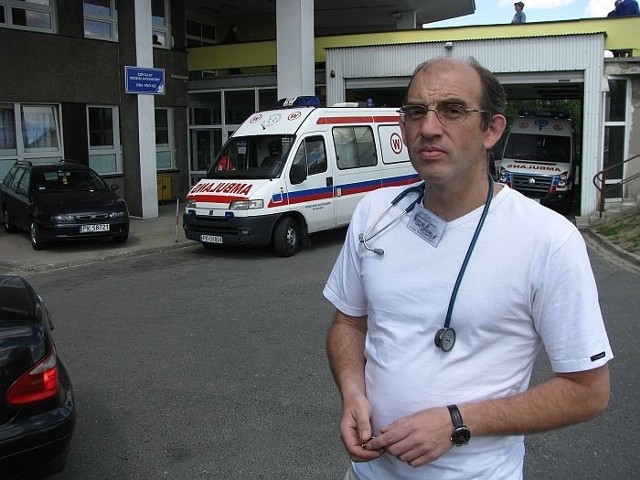 - Pacjent czuje się bardzo dobrze - mówi Artur Tarasiewicz