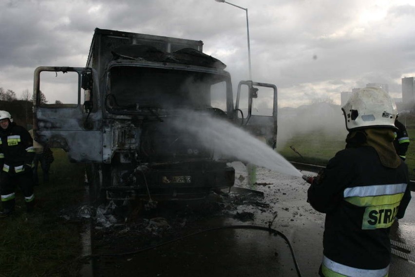 Nowy Sącz: w centrum miasta spłonęła ciężarówka