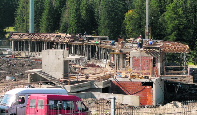 Tak obecnie wygląda rozgrzebany plac budowy przy Wielkiej Krokwi w Zakopanem