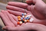 Oszuści z Lubelszczyzny sprzedawali tabletki jako leki wczesnoporonne za 2 tys. zł