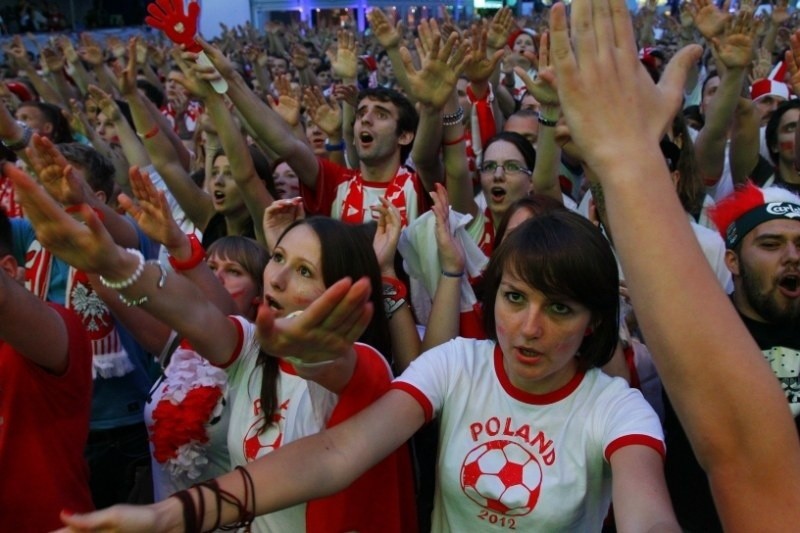 Tysiące fanów reprezentacji Polski dopingowało wczoraj kadrę...