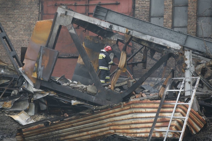 Po pożarze w kop. &quot;Bielszowice&quot; pracownicy przeniesieni do innych zakładów [ZDJĘCIA]