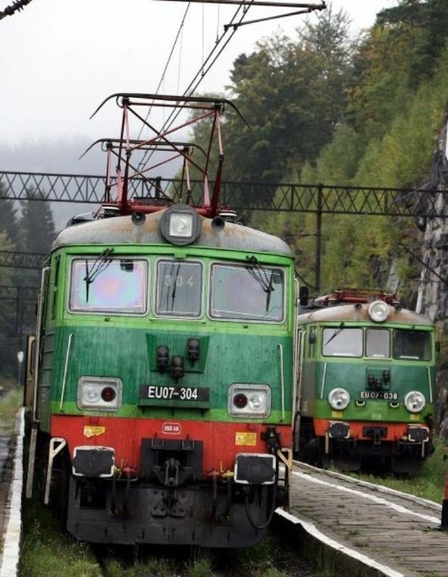 Pociąg relacji Kraków-Kołobrzeg miał przymusowy postój w Łowiczu