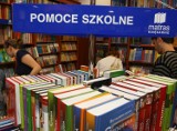 &quot;Czysta szkoła&quot;: Wydawcy podręczników korumpowali łódzkie szkoły