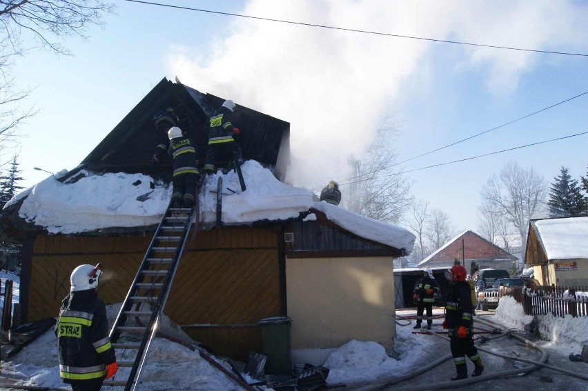 Zakopane: pożar domu przy ul. Kościeliskiej [ZDJĘCIA, VIDEO]