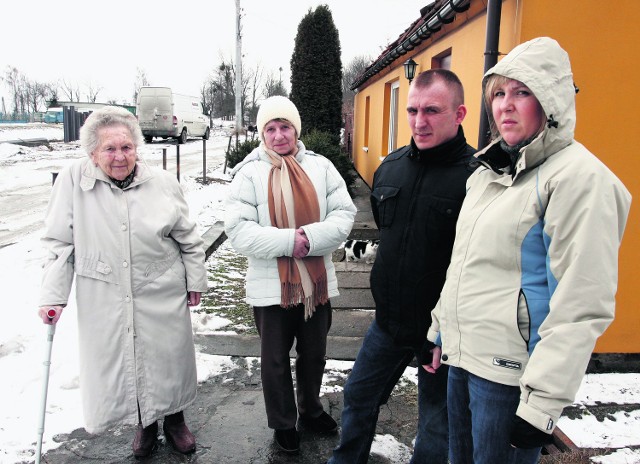 Mieszkańcy Traktu św. Wojciecha żyją na placu budowy obwodnicy.- O tragedię  tu nietrudno - podkreślają.