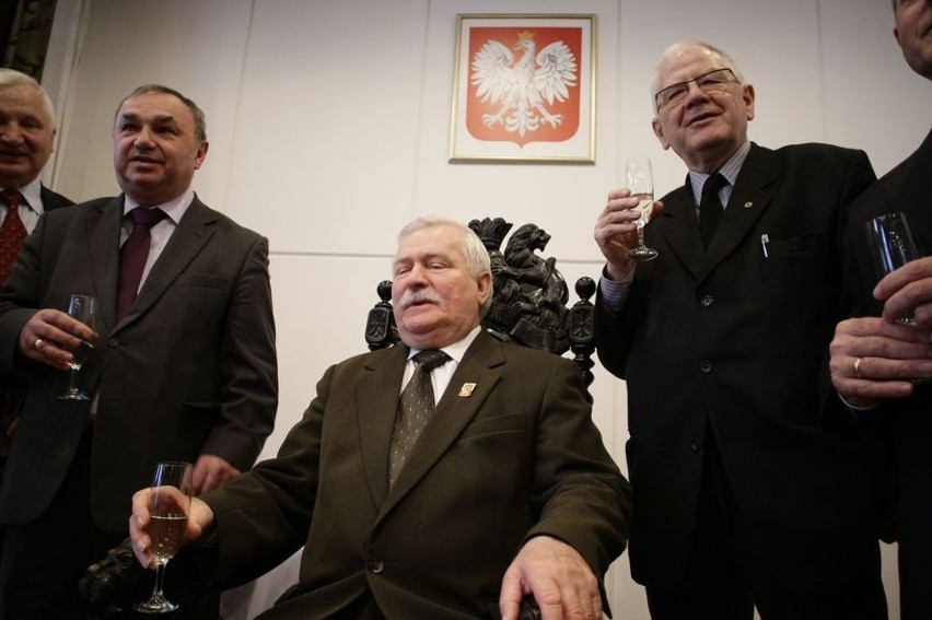 Gdańsk: Lech Wałęsa otrzymał medal elektryków