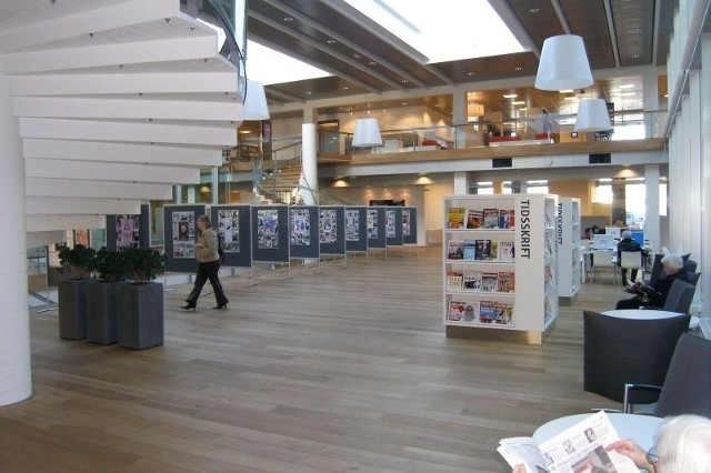 Biblioteka w duńskim Kolding - wzorzec multimedialnego centrum wiedzy i informacji. Na taki cel fundacja założyciela Microsoftu wyda przez pięć  lat w Polsce 28 milionów dolarów