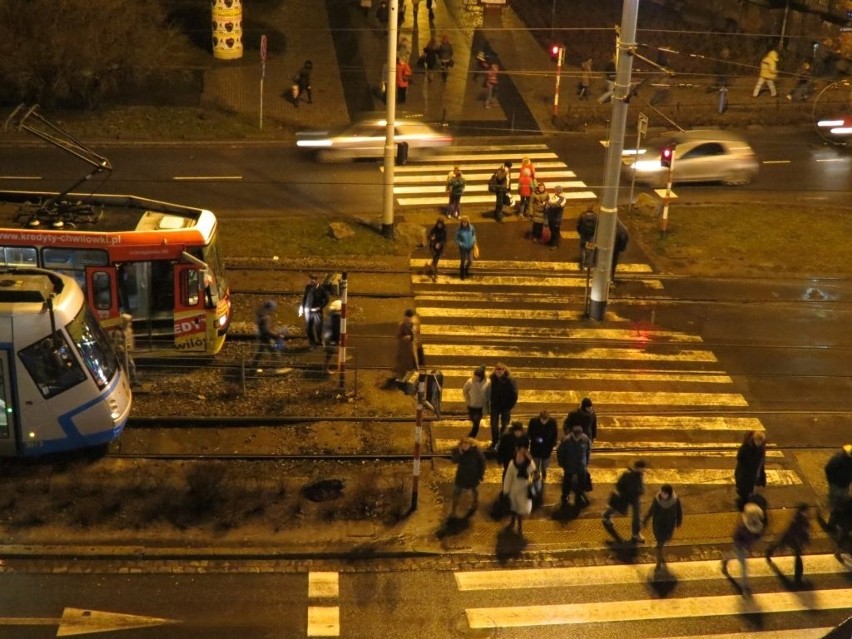 Wrocław: W centrum stanęły tramwaje