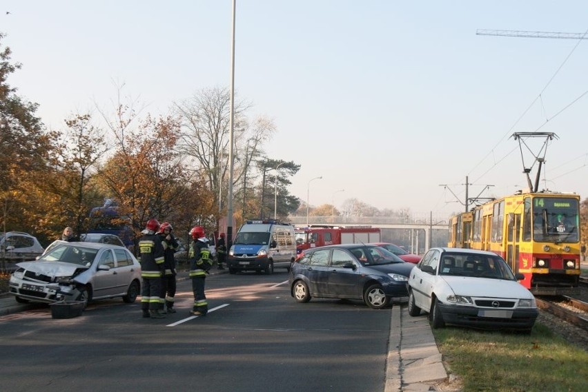 6-letnie dziecko zostało ranne w karambolu 5 aut na...