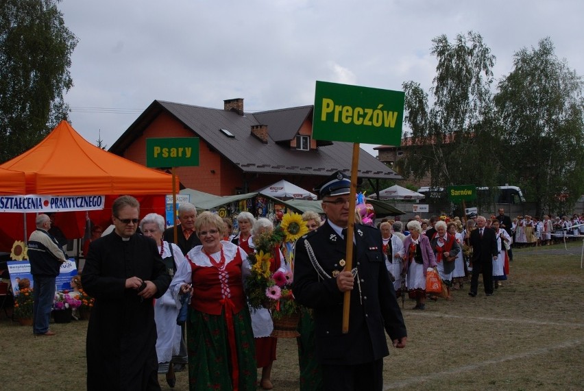 Dożynki w Psarach 2012 [ZOBACZ ZDJĘCIA]