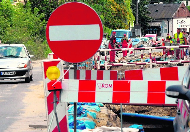 Remont ul. Krochmalnej - prace przy skrzyżowaniu z ul. Diamentową