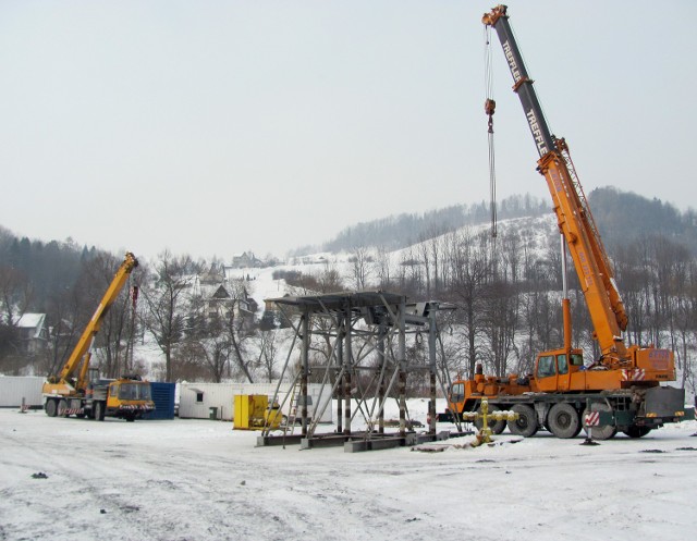 W środę w Porębie Wielkiej znowu pojawiły się ekipy prowadzące badania geologiczne