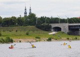 Maraton Warta Challenge: Płynęli kajakiem do Poznania 100 kilometrów [ZDJĘCIA]