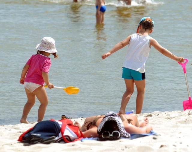W czasie wakacji na pomorskich plażach gubi się kilkadziesiąt dzieci dziennie 