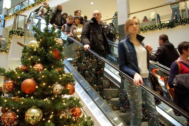W sylwestra 31 grudnia, sklepy w Poznaniu czynne będą krócej