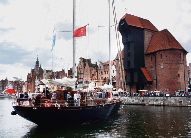 Nowy żaglowiec &quot;Polski Hak&quot; pływa pod flagą miasta Gdańska 