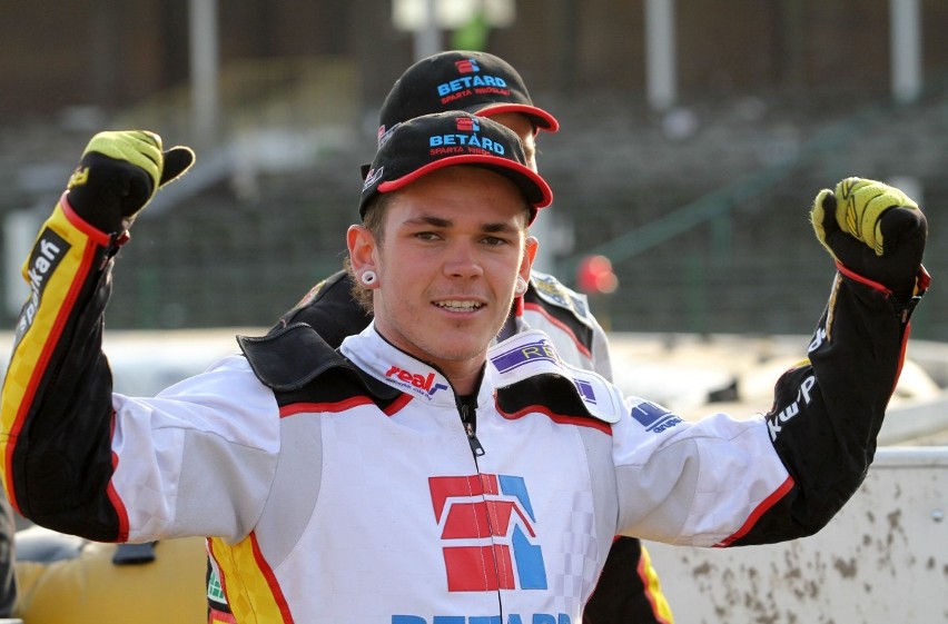 Tai Woffinden. Wziął się z komosu? Obecnie to inna liga....