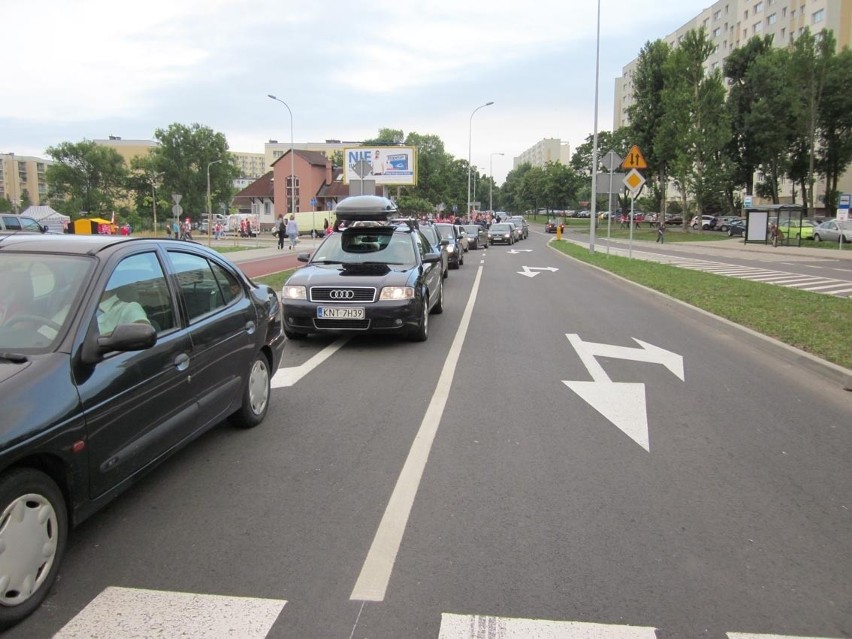 Gdańsk, Sopot: Kierowcy kibice blokują okolice Ergo Areny (ZDJĘCIA)