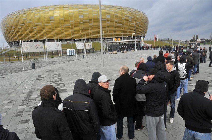 Bilety na mecz Polska - Urugwaj rozeszły się ekspresowo. Będzie dodatkowa pula? (ZDJĘCIA)