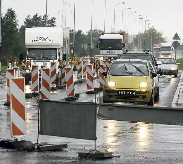 Łódzka lewica obawia się, że w 2011 roku nie rozpocznie się żaden nowy remont ulic.