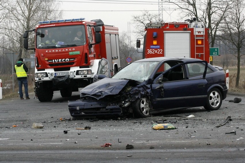 Wypadek w Kawicach. Kobieta zginęła na miejscu (ZDJĘCIA)