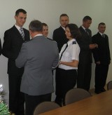 Ślubowanie nowych policjantów w dąbrowskiej komendzie