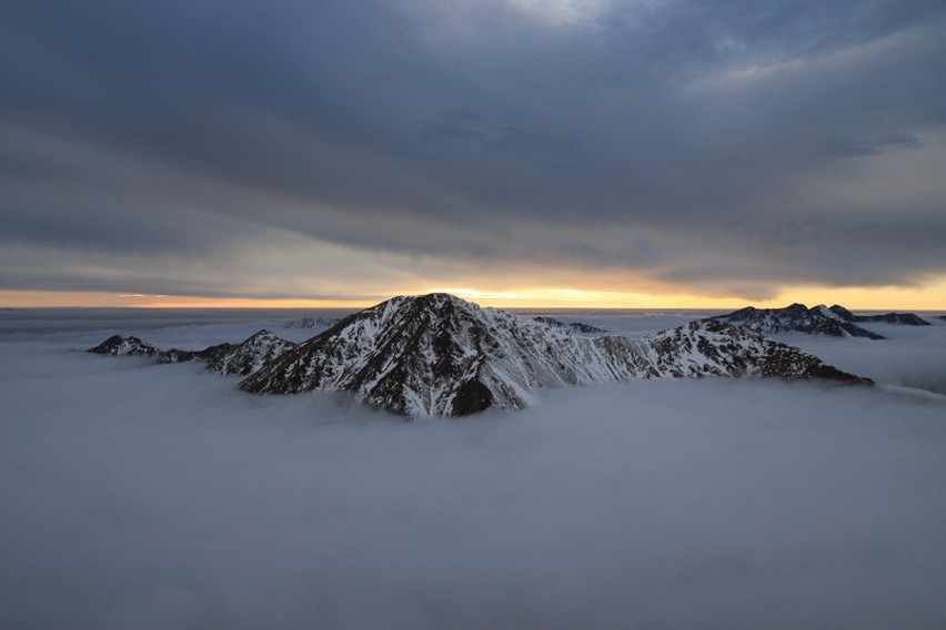 Fotografia Górska - kraj: Tatry: Widok ze szczytu...