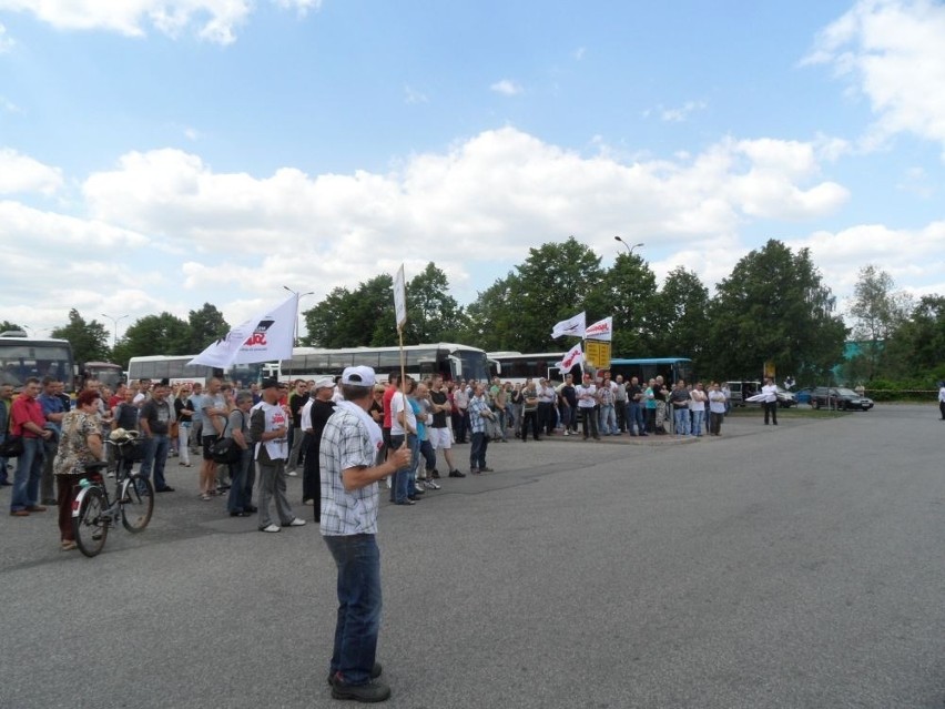 Kolejna pikieta Solidarności w tyskiej fabryce Fiata [ZDJĘCIA, WIDEO]