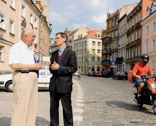 Roman Barczak i  Sławomir Hinc rozmawiali o tym, co można zrobić, by na ulicy było ciszej