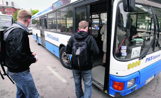 Pasażerowie narzekają nie tylko na punktualność autobusów, ale i na jakość obsługi