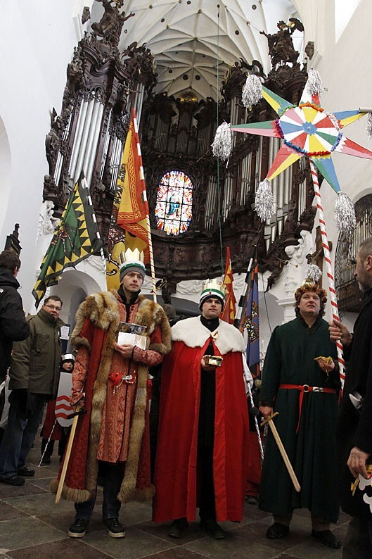 Orszak Trzech Króli przeszedł przez Gdańsk (ZDJĘCIA)
