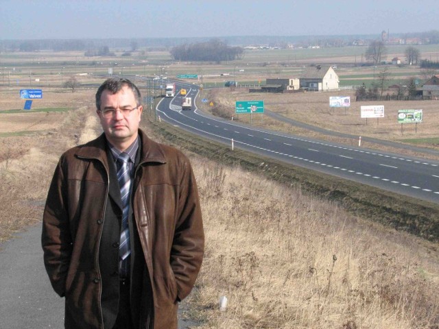 Wójt Kochanowic Ireneusz Czech żałuje, że konferencje odbywają się w jednym dniu