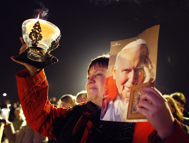 Wielkopolanie pamiętają o kolejnych rocznicach śmierci papieża Jana Pawła II