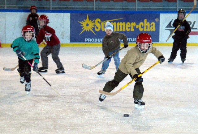 Na lodowisku Retkinia rusza Liga Hokeja dla Dzieci.