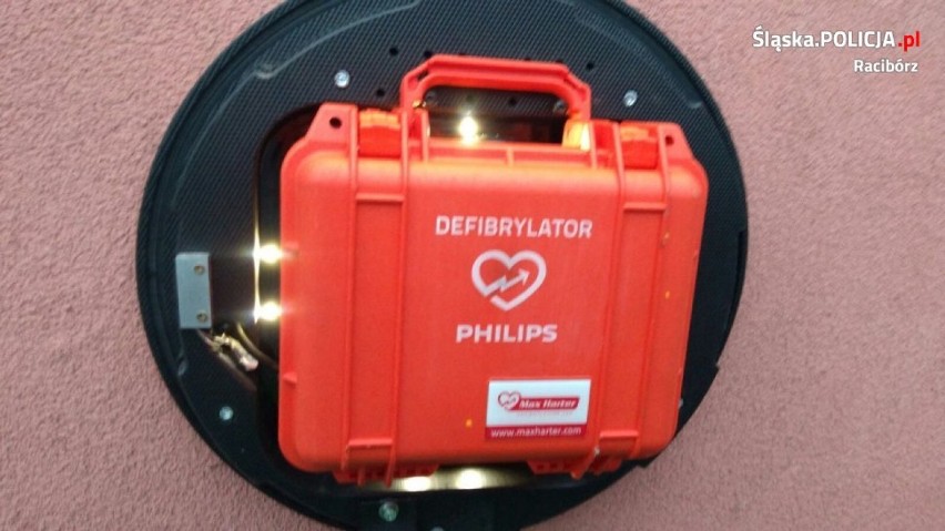 26-latek zniszczył obudowę defibrylatora