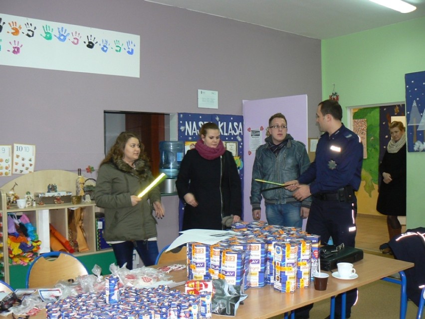 Policja w Jarocinie zagrała razem z Wielką Orkiestrą...