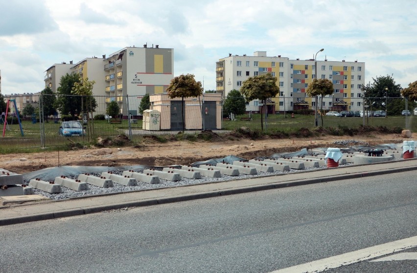 Nowe torowisko tramwajowe na osiedlu Rządz w Grudziądzu...